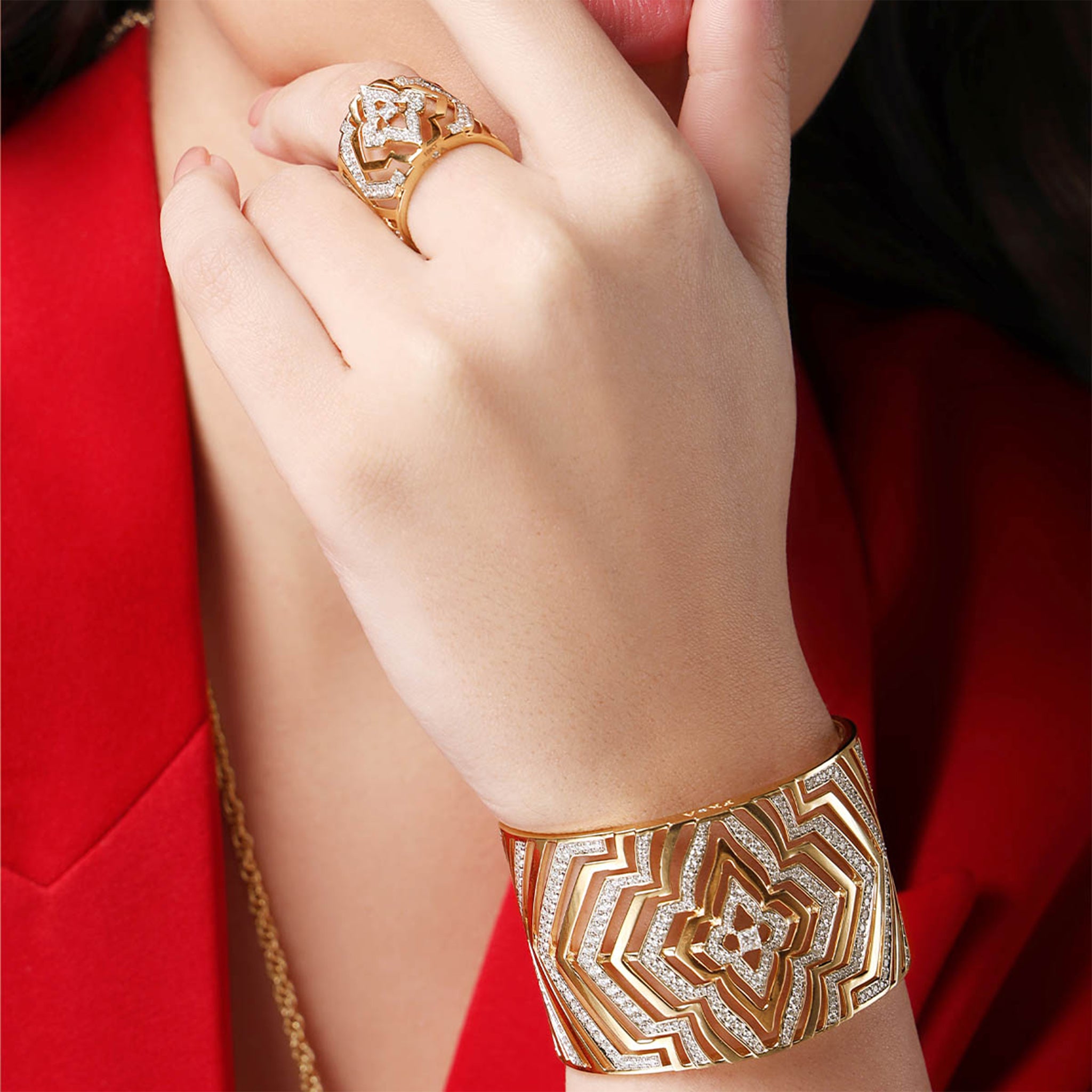 Infinite Statement Cuff