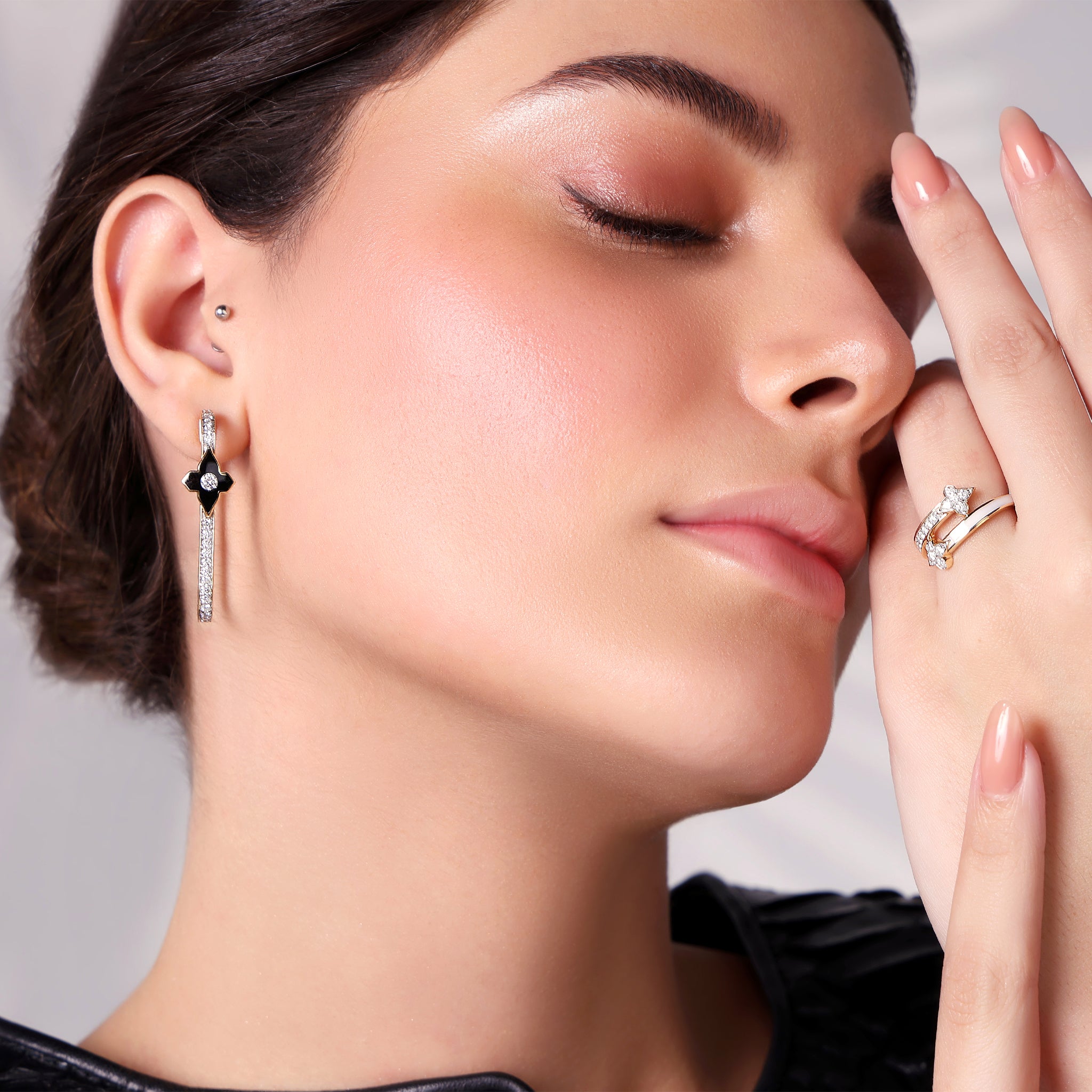 Floating Diamond Fame Earrings