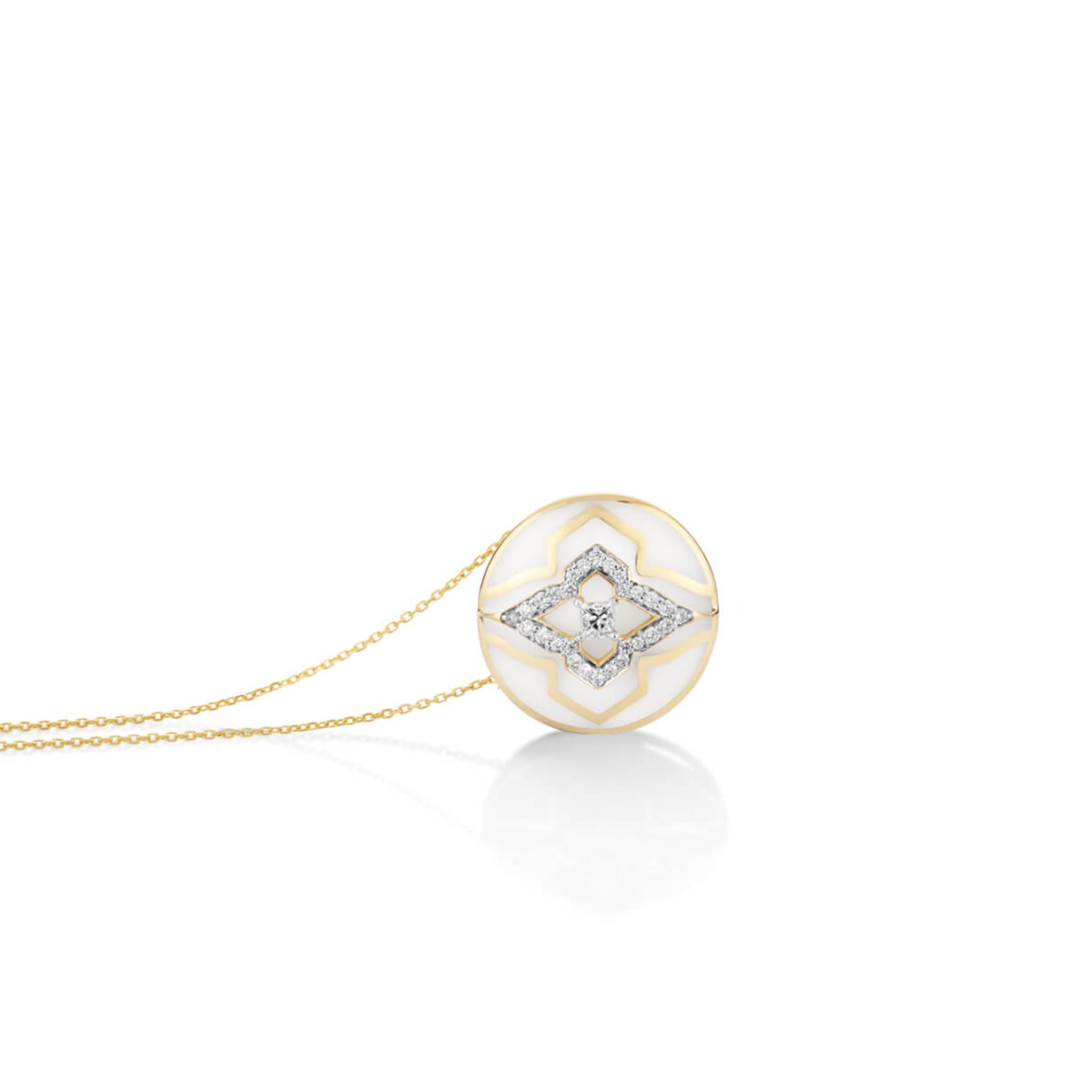 Gstaad Wanderlust pendant